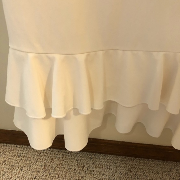 Cold shoulder ruffle mini dress - Picture 3 of 8